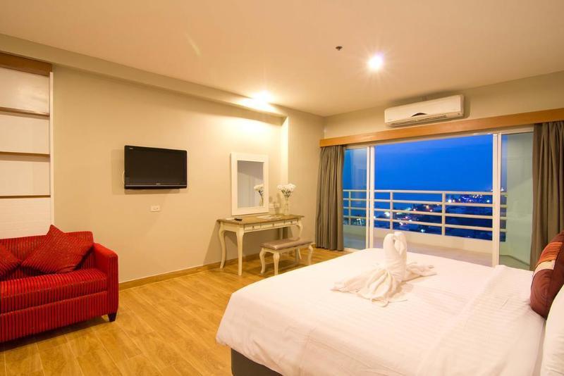 Hotel V8 Seaview Jomtien Exterior foto